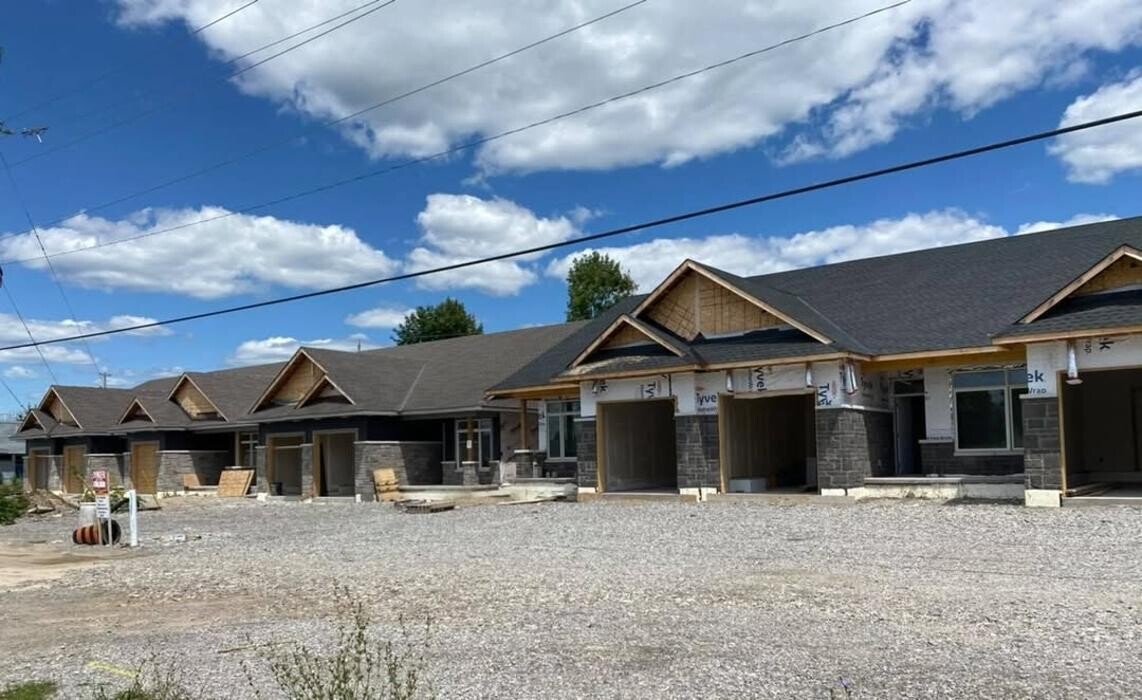 Images Taylor Roofing Inc