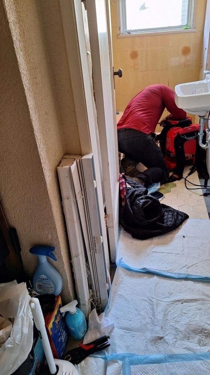 Images The Crazy Plumber