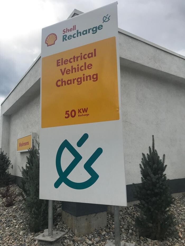 Images Shell Recharge Charging Station