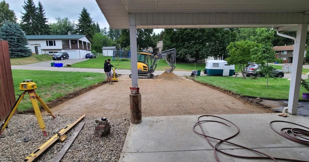 Images BTR LANDSCAPING LTD