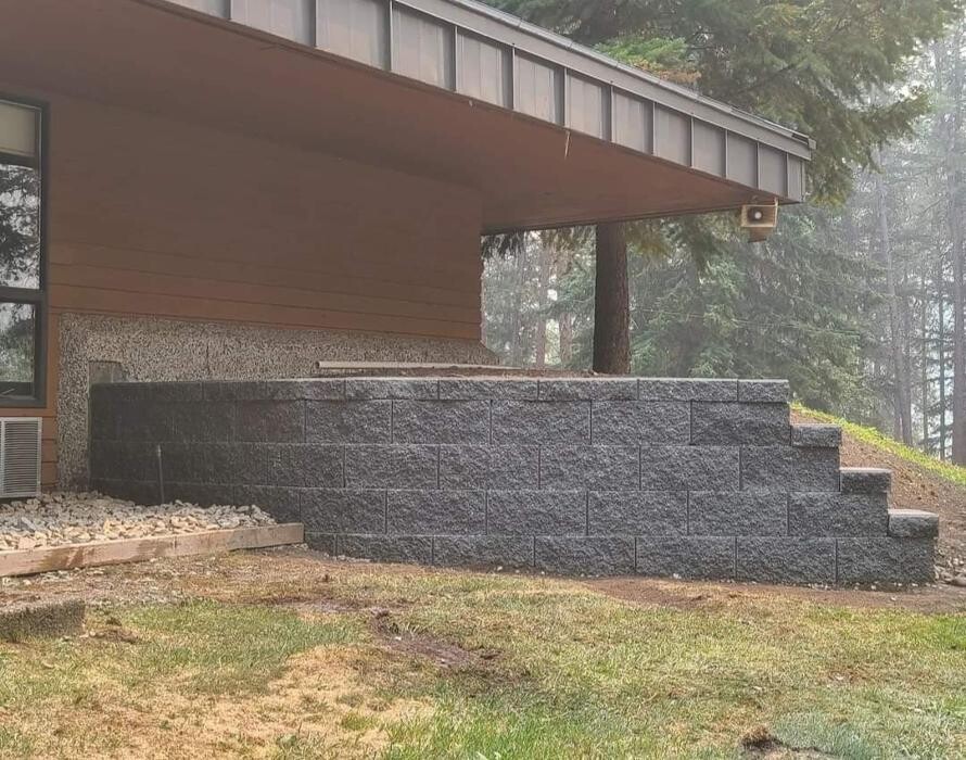 Images BTR LANDSCAPING LTD