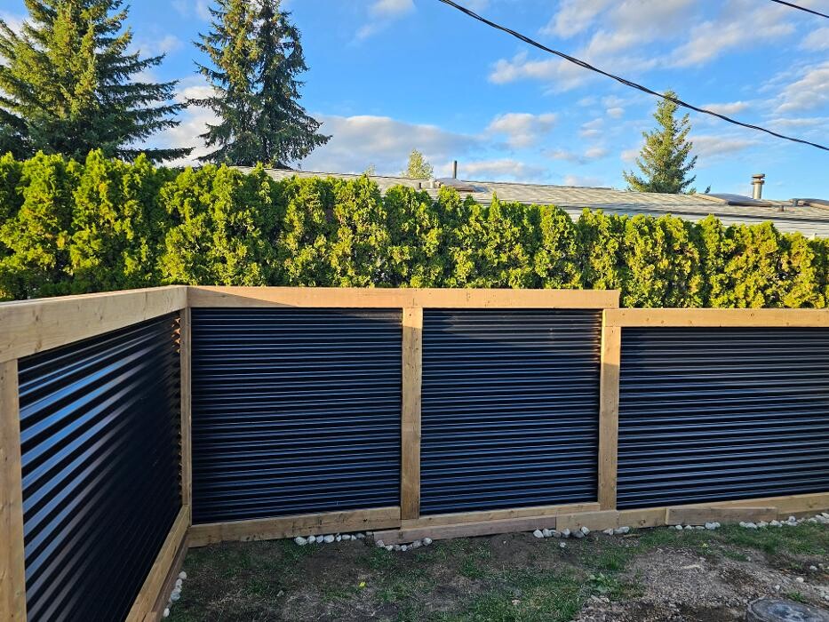 Images BTR LANDSCAPING LTD