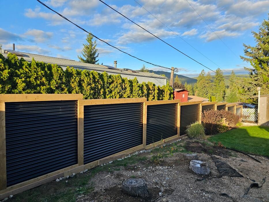 Images BTR LANDSCAPING LTD