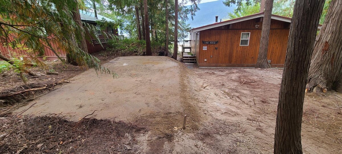 Images BTR LANDSCAPING LTD