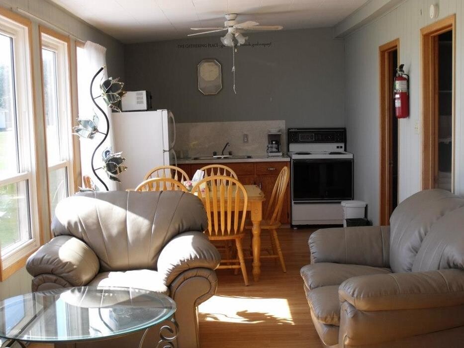 Images Lords Seaside Cottages And Pei Weddings