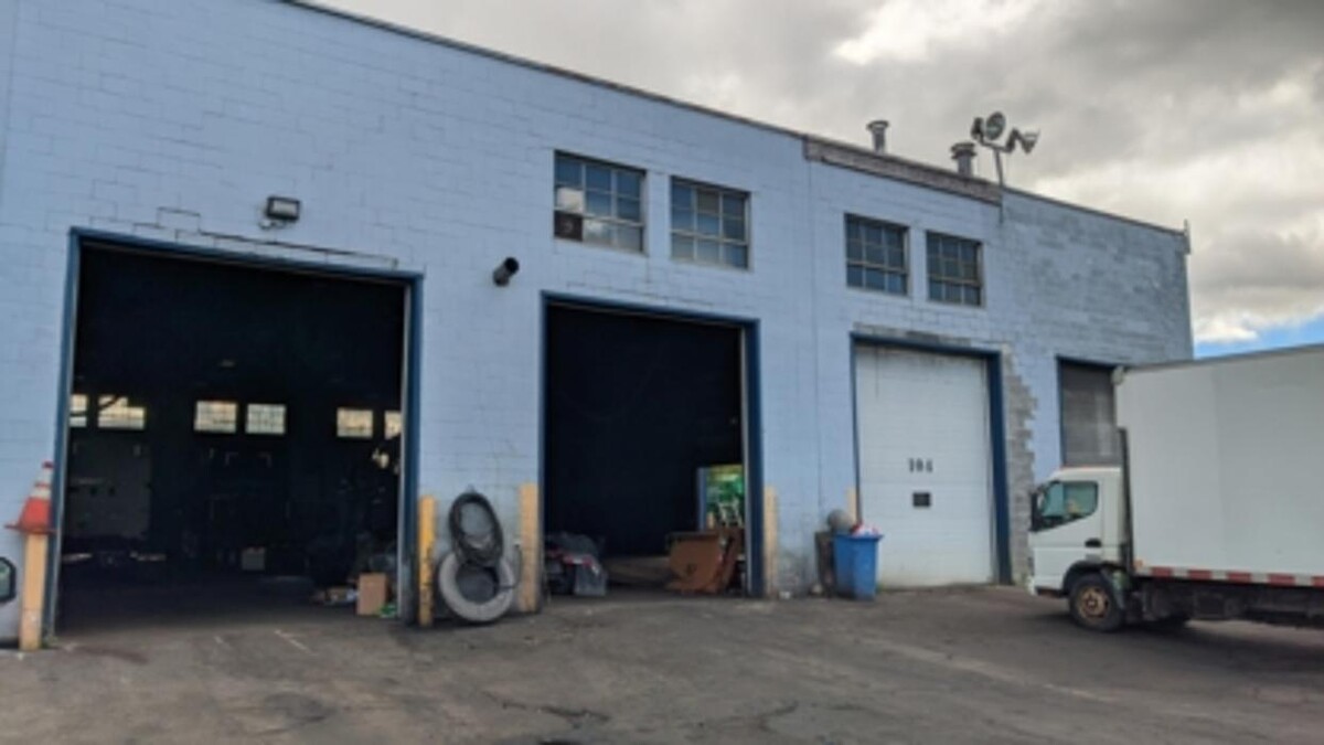 Images Dieselway Truck Centre Inc