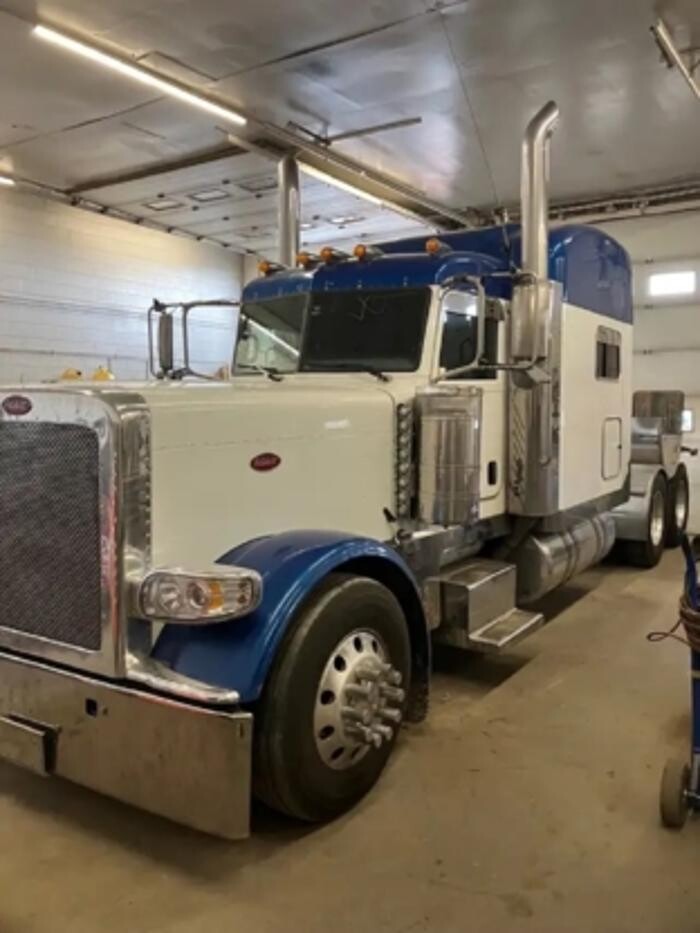 Images RCH Heavy Truck and Mechanical Ltd.