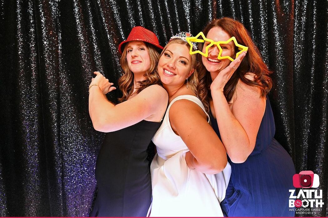 Images ZATTU Photo Booth Rental