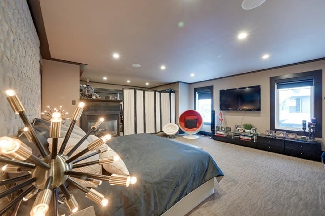 Images Flaunt Interiors & Real Estate