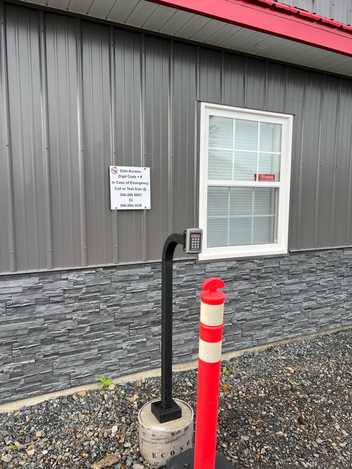 Images Sam's Storage & Outdoor Parking (Online Rental 24/7)