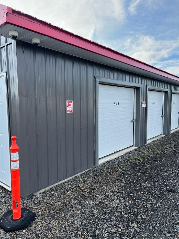 Images Sam's Storage & Outdoor Parking (Online Rental 24/7)