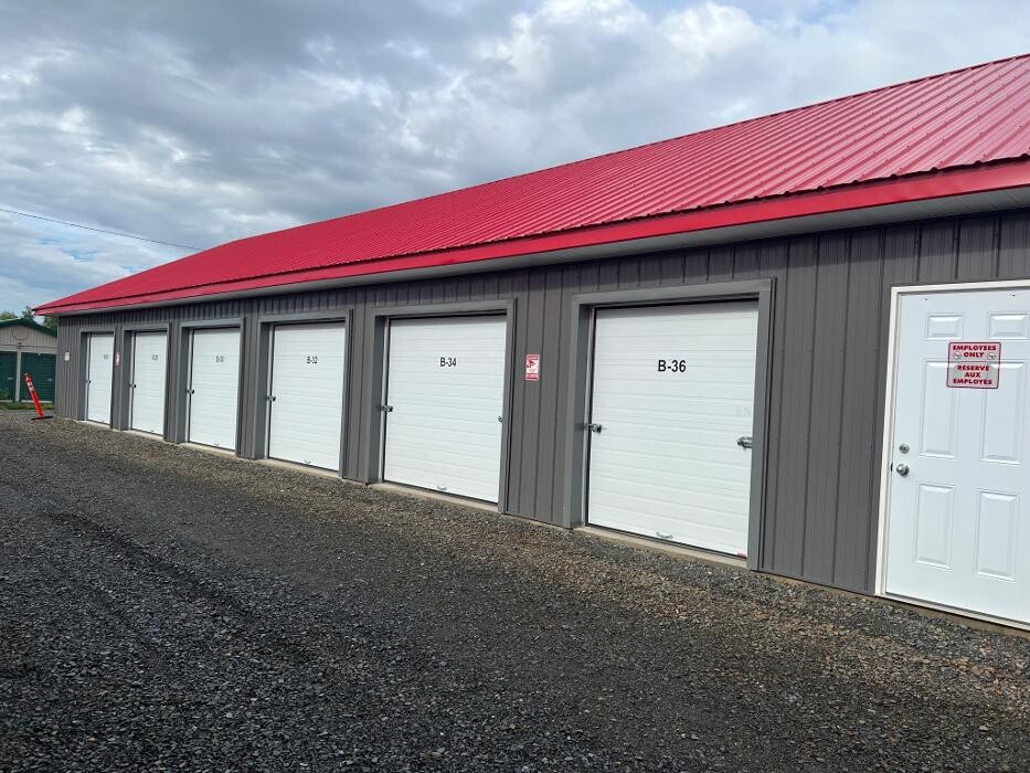 Images Sam's Storage & Outdoor Parking (Online Rental 24/7)