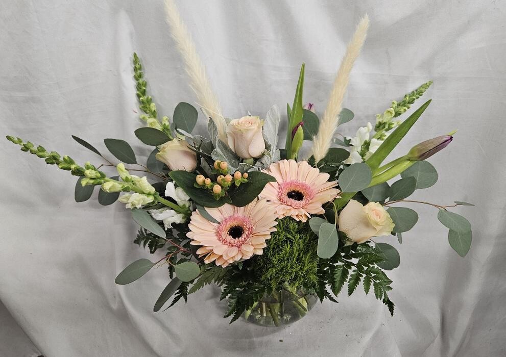 Images Wild Lotus Floral Design