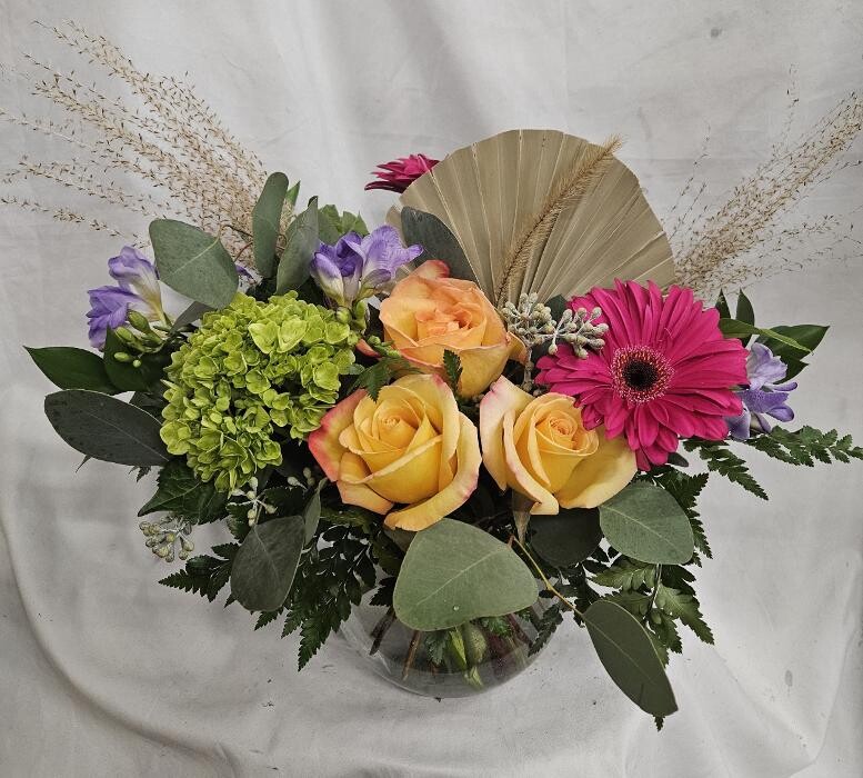 Images Wild Lotus Floral Design