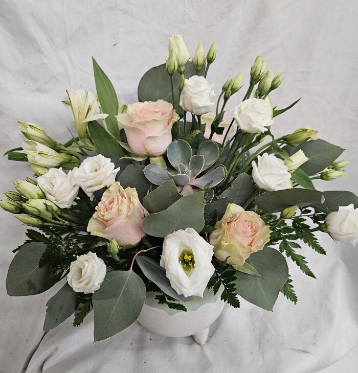 Images Wild Lotus Floral Design