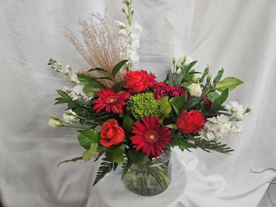 Images Wild Lotus Floral Design