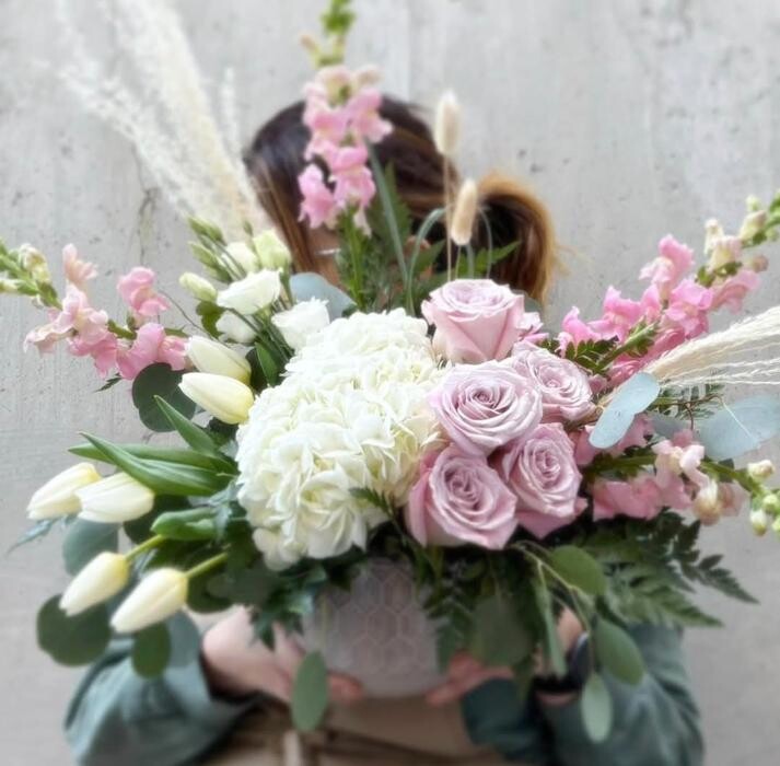 Images Wild Lotus Floral Design