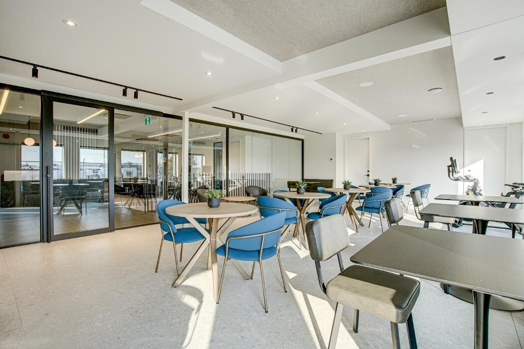 Images RE/MAX SIGNATURE