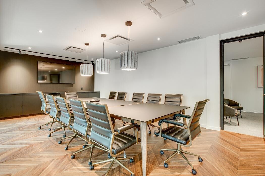 Images RE/MAX SIGNATURE