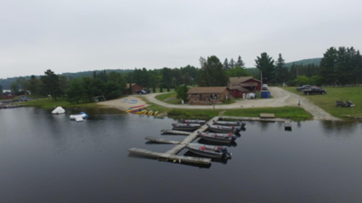 Images Waterfalls Lodge, Inc.