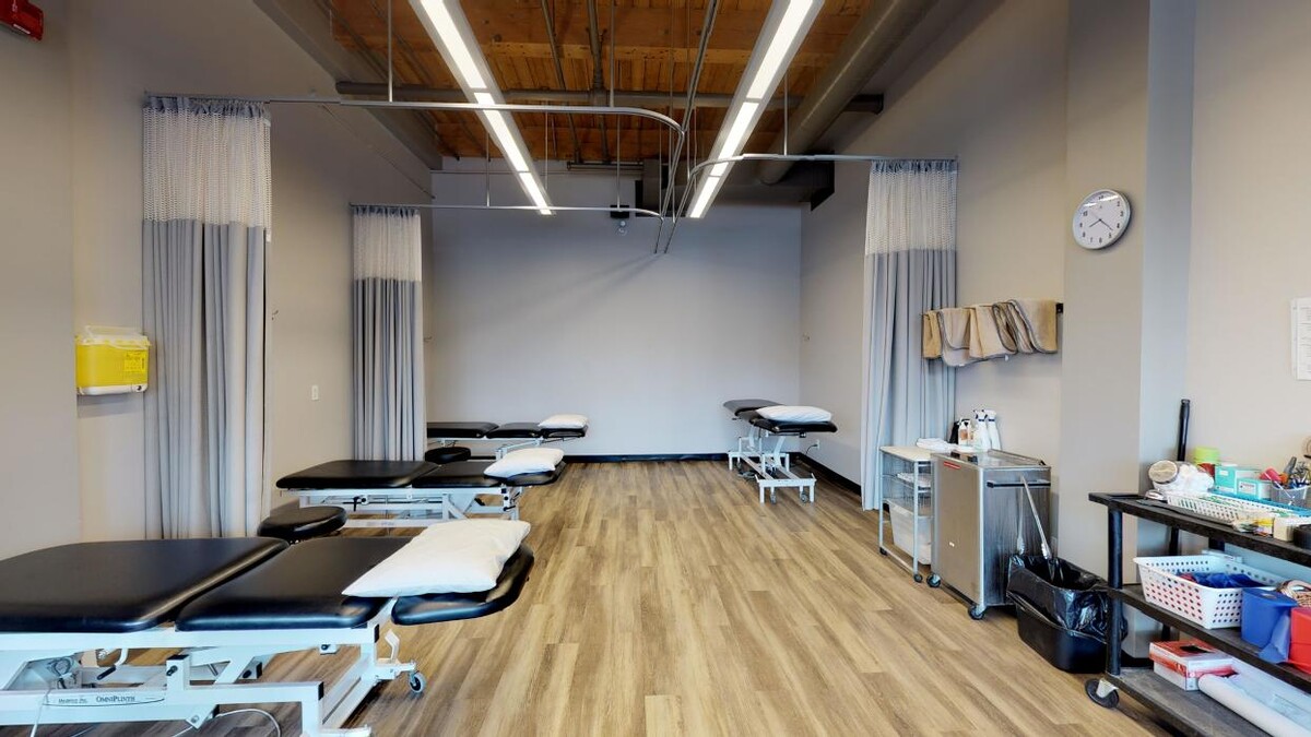 Images Athlete's Care Sports Medicine Centres