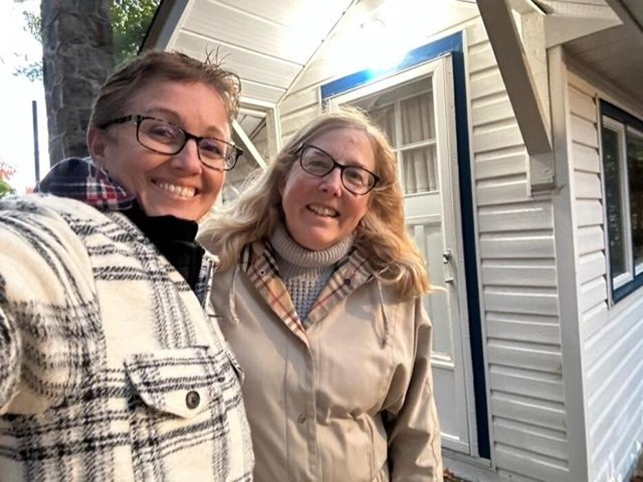 Images Denise George | Real Estate Sales Representative