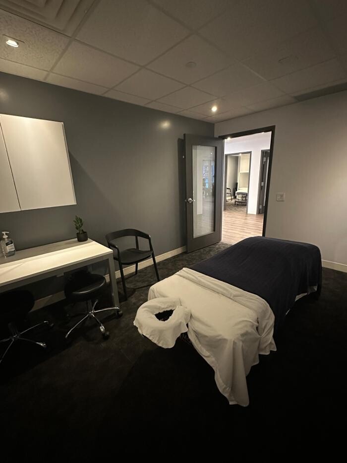 Images Athlete's Care Sports Medicine Centres