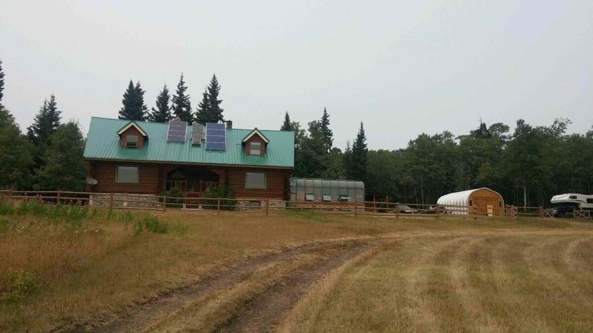 Images Goose Creek Contracting Ltd.