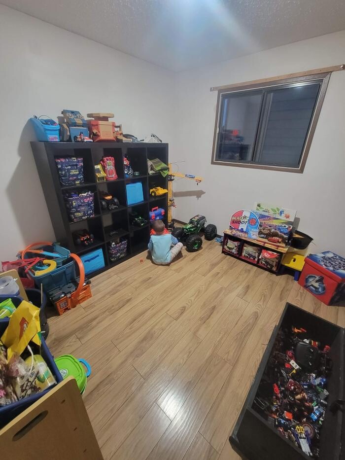 Images Just Like Moms Cleaning Services