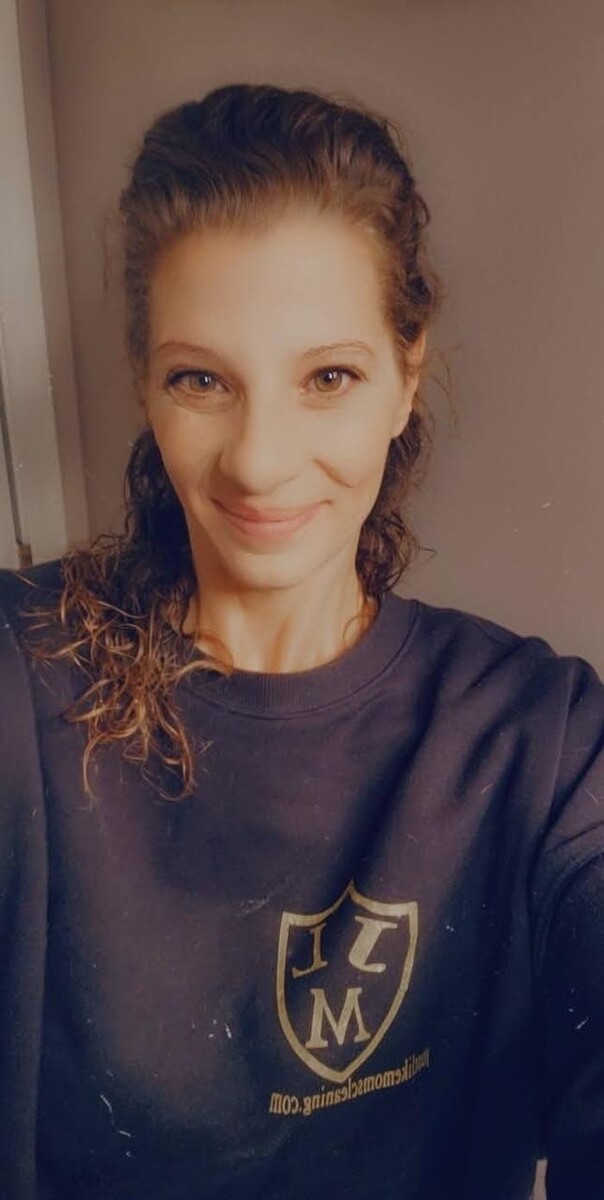 Images Just Like Moms Cleaning Services