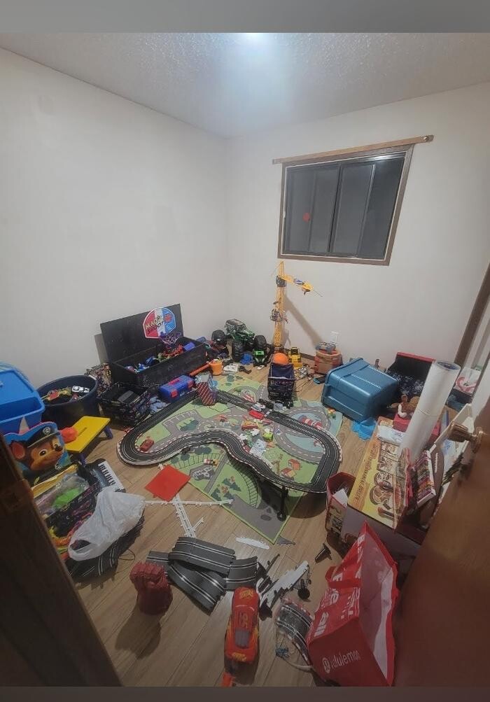 Images Just Like Moms Cleaning Services