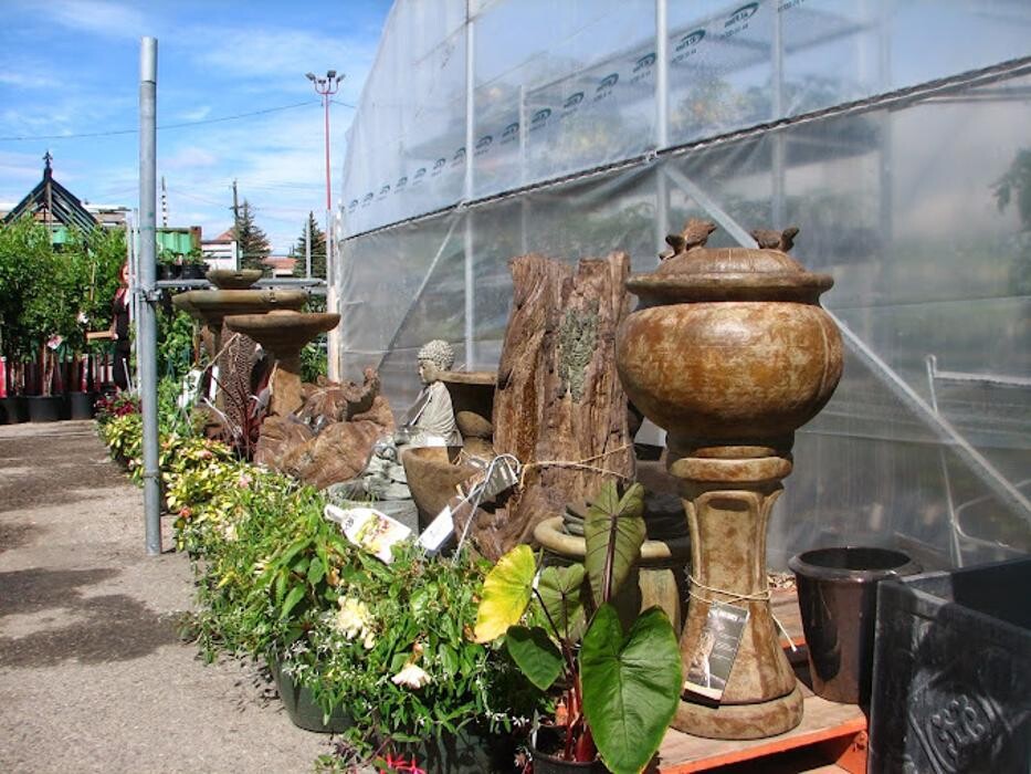 Images Garden Retreat
