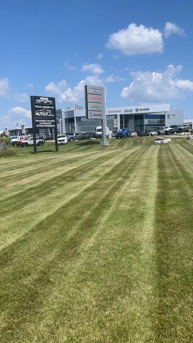 Images Simcoe Lawns Ltd
