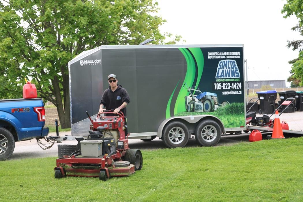 Images Simcoe Lawns Ltd