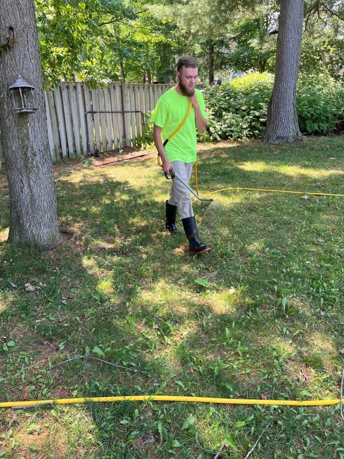 Images Simcoe Lawns Ltd