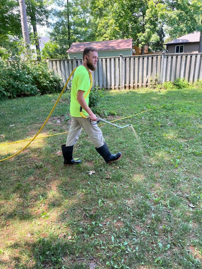 Images Simcoe Lawns Ltd