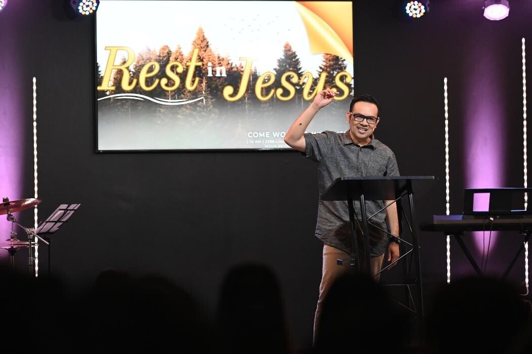 Images Jesus Reigns Forever Church New Brunswick