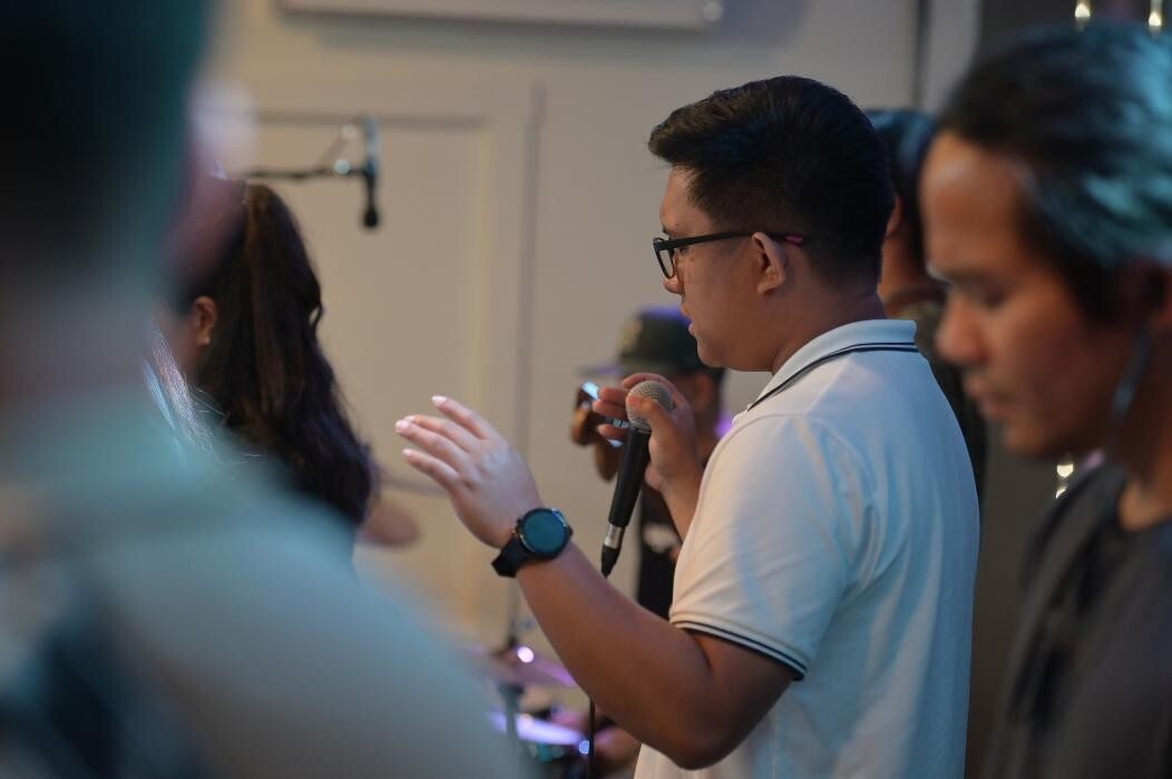 Images Jesus Reigns Forever Church New Brunswick