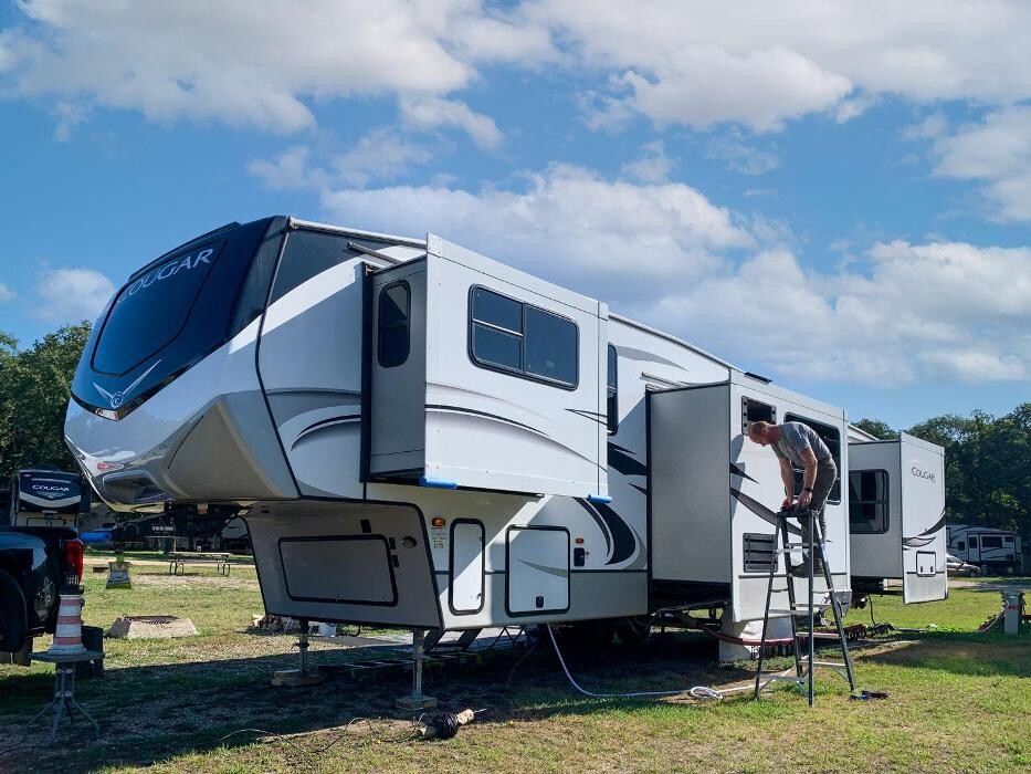 Images Four Seasons Sales Virden