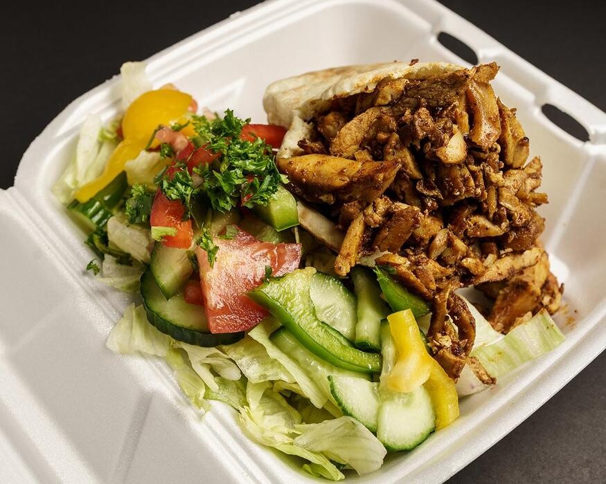 Images Montfort Mediterranean Grill - Brant St.