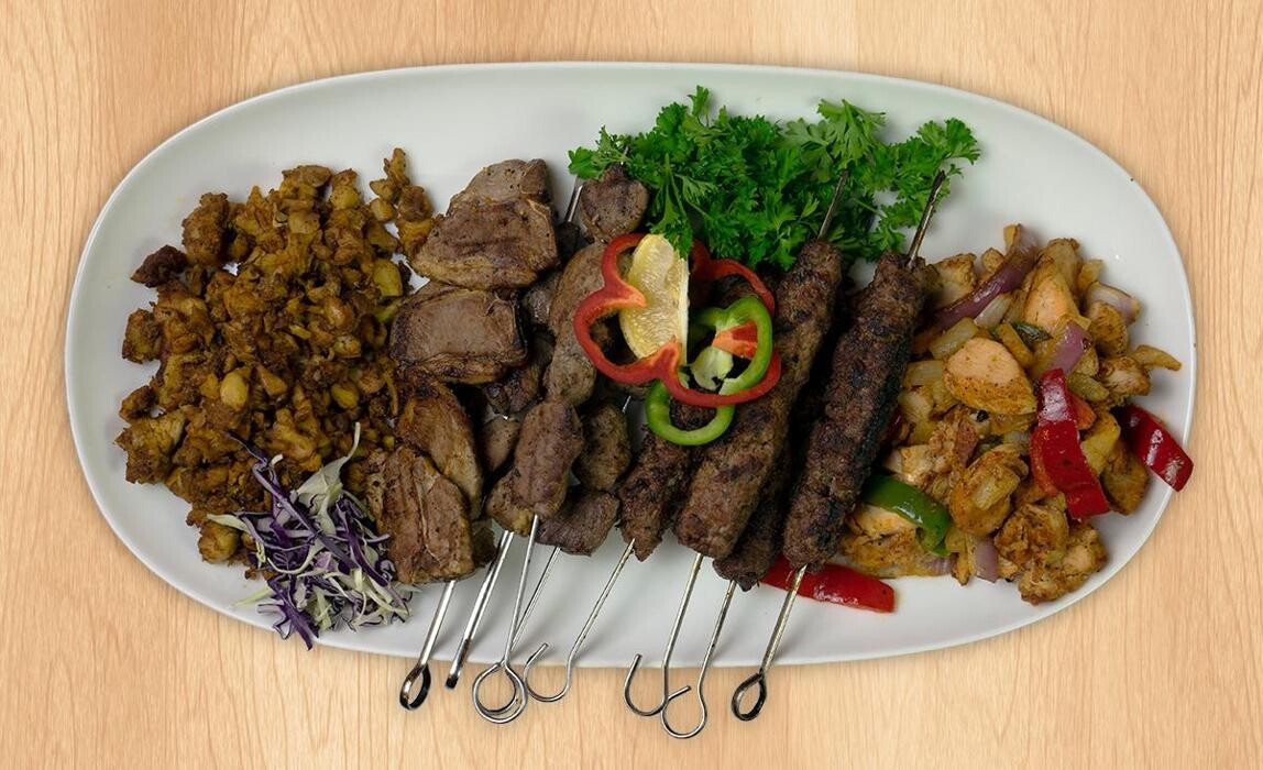 Images Montfort Mediterranean Grill - Brant St.