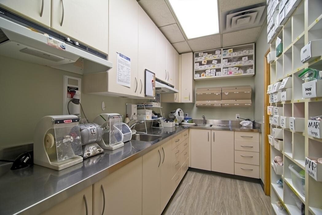 Images Dr C Ross Crapo & Associates
