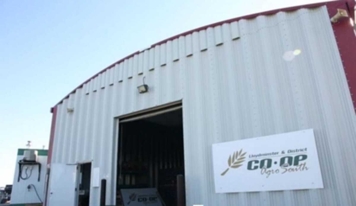 Images Lloydminster Co-op Agro Centres