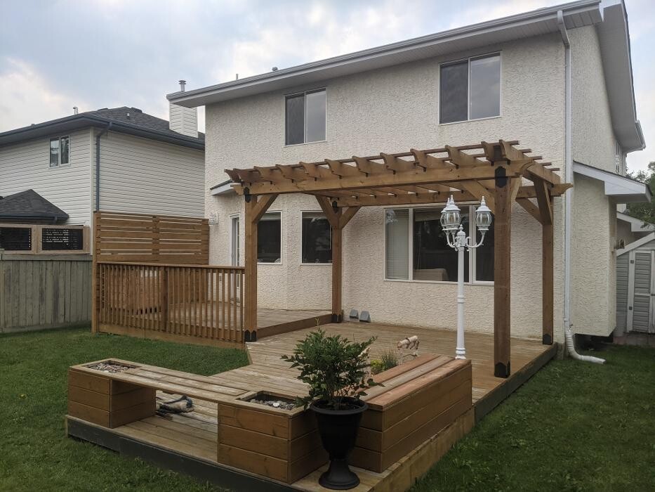 Images Custom Edge Carpentry Inc