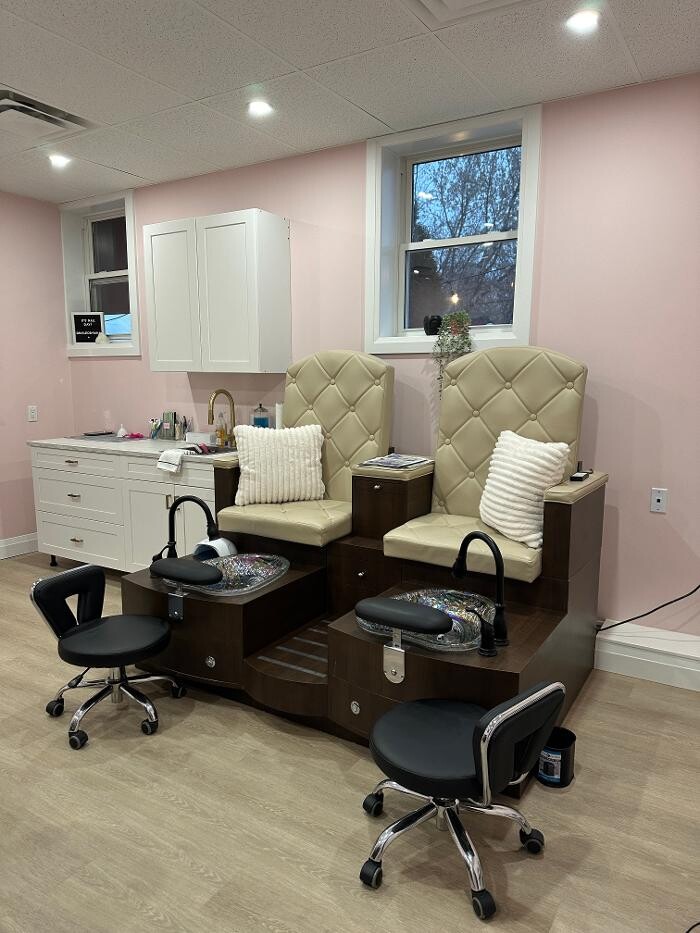 Images MM Beauty Bar Inc.