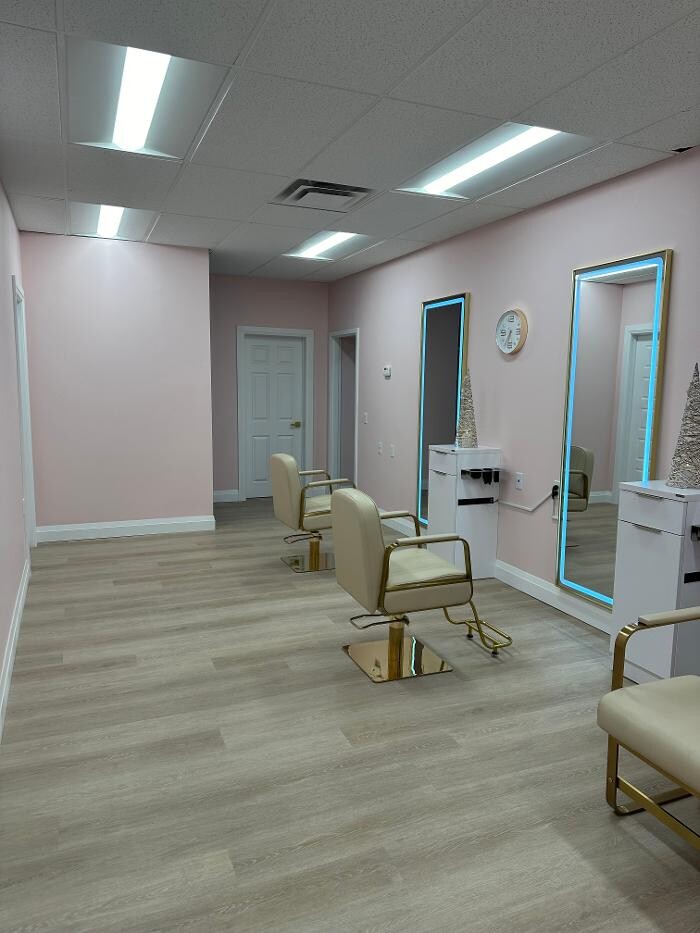 Images MM Beauty Bar Inc.