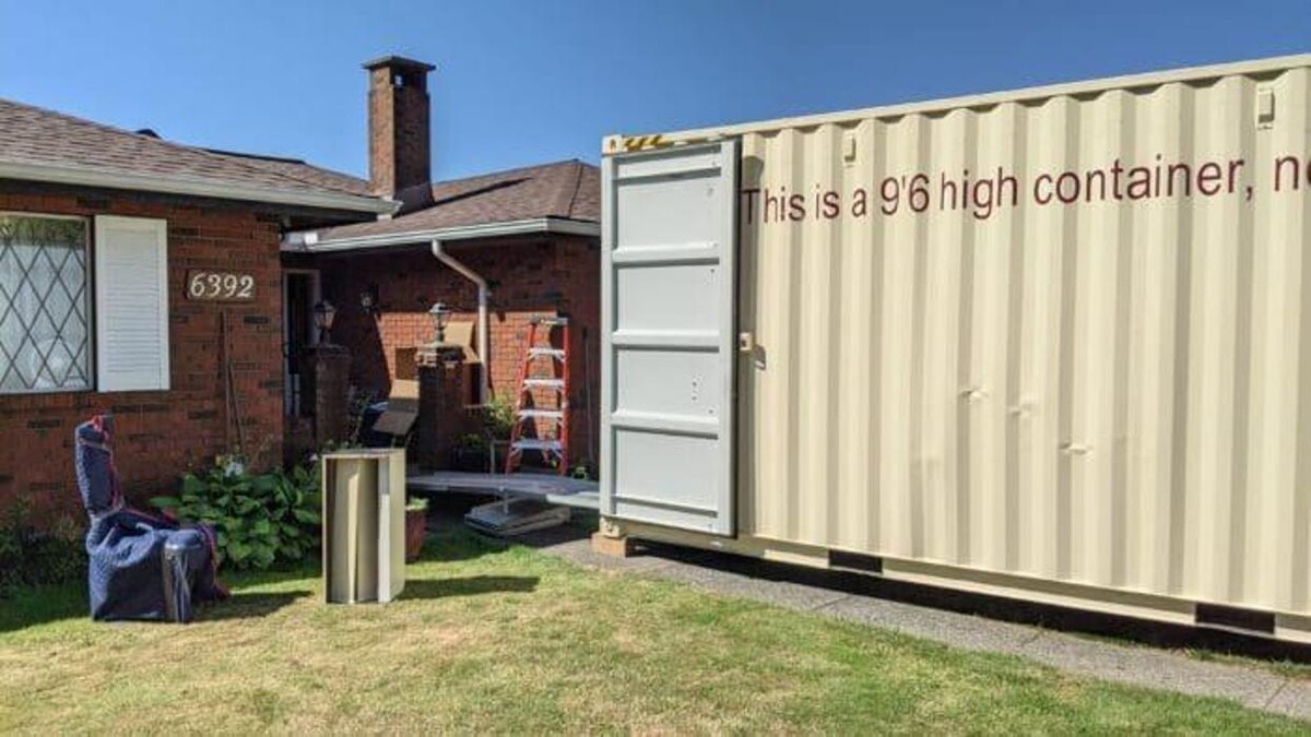 Images Simple Moves & Storage Movers White Rock