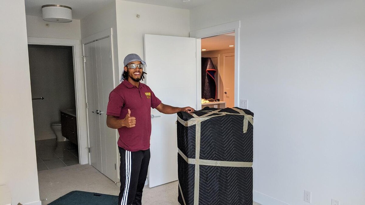 Images Simple Moves & Storage Movers White Rock