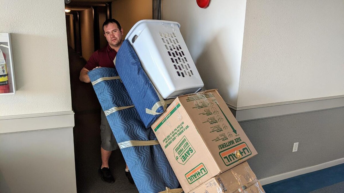 Images Simple Moves & Storage Movers White Rock