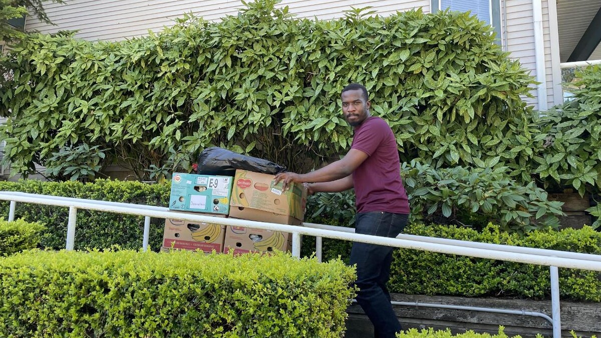 Images Simple Moves & Storage Movers White Rock